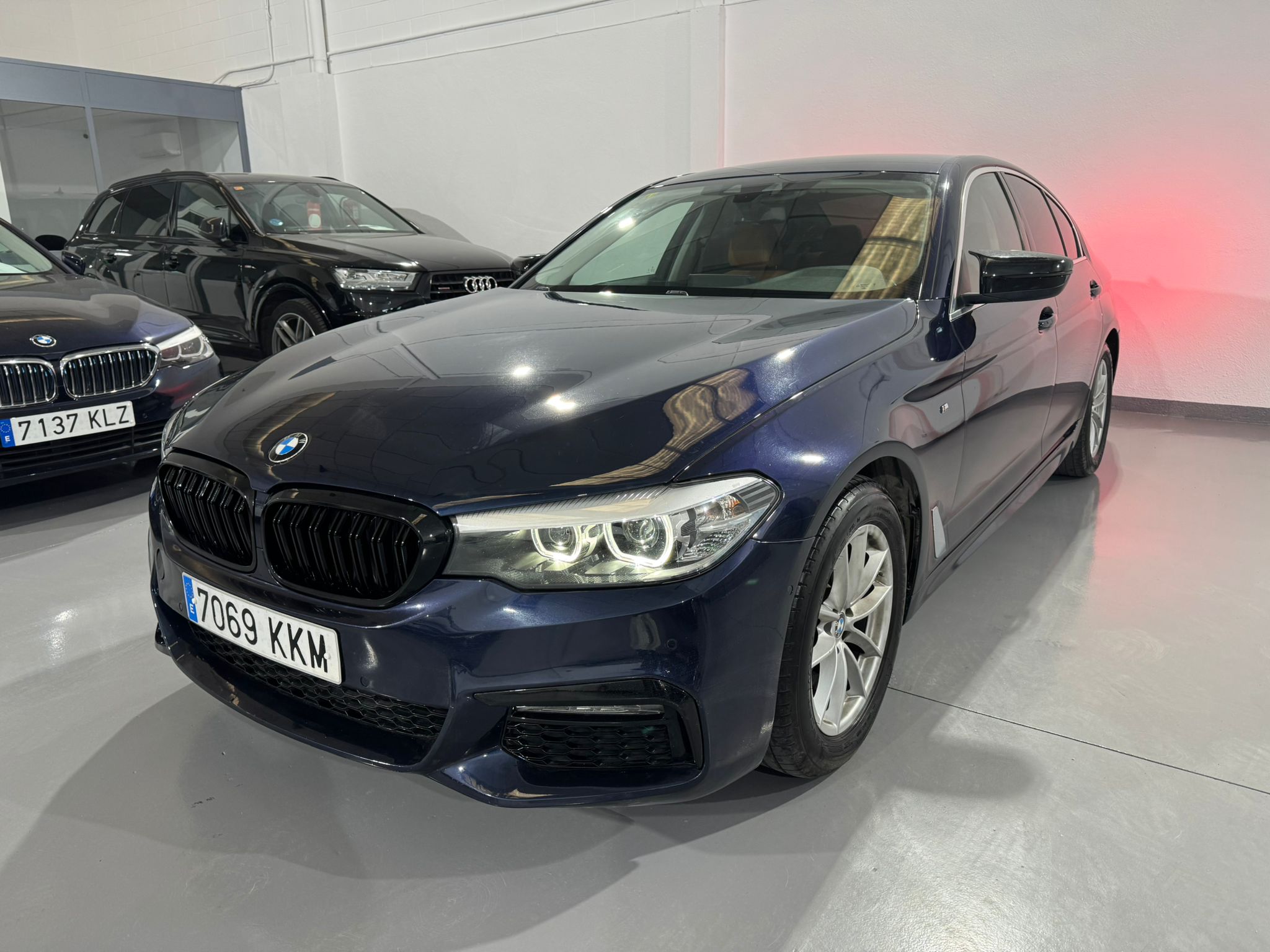 BMW SERIE 5  520DA  190CV G30 Efficient dynamic