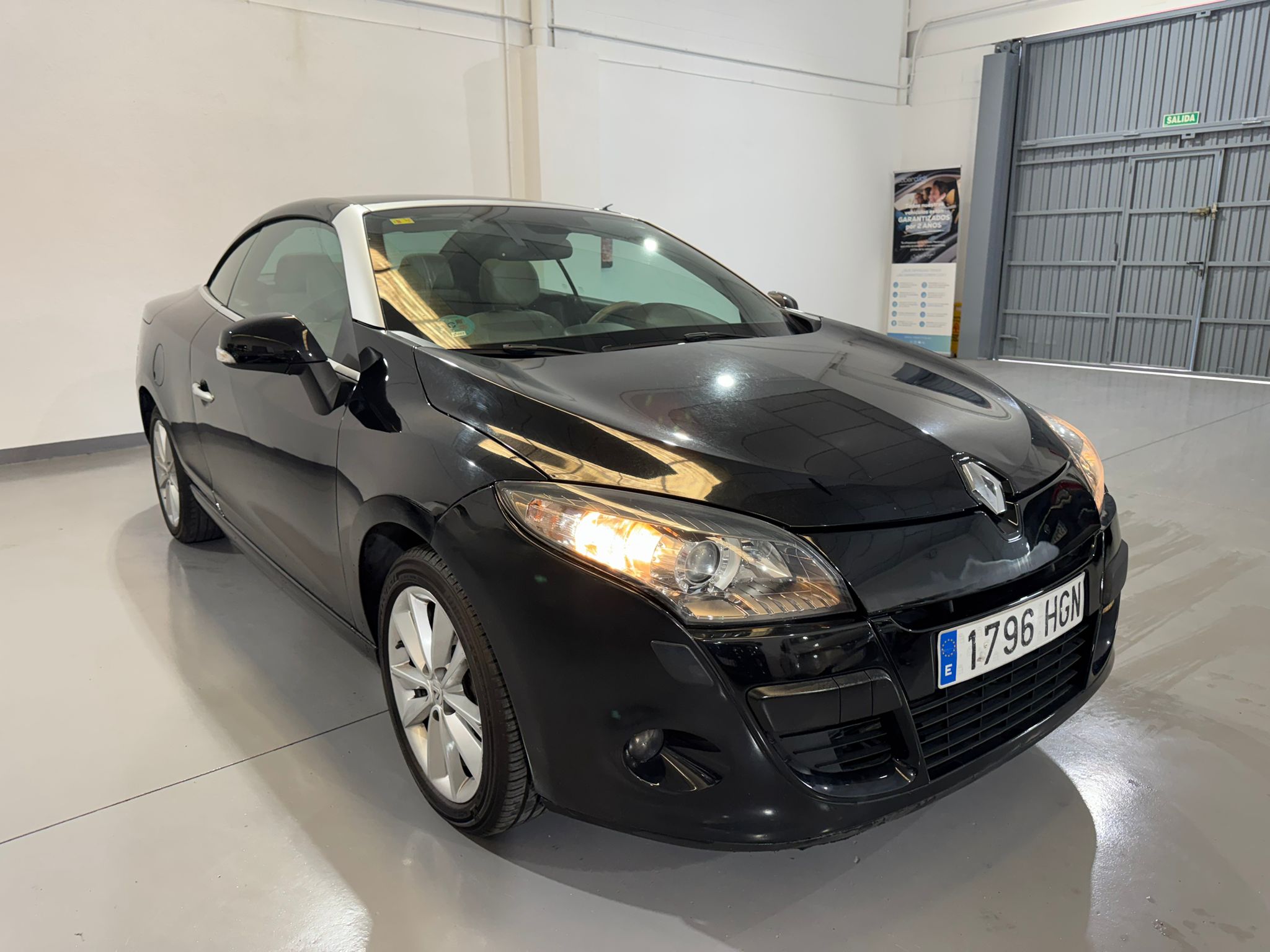 Renault MEGANE C.C. 2.0 PRIVILEGE CVT