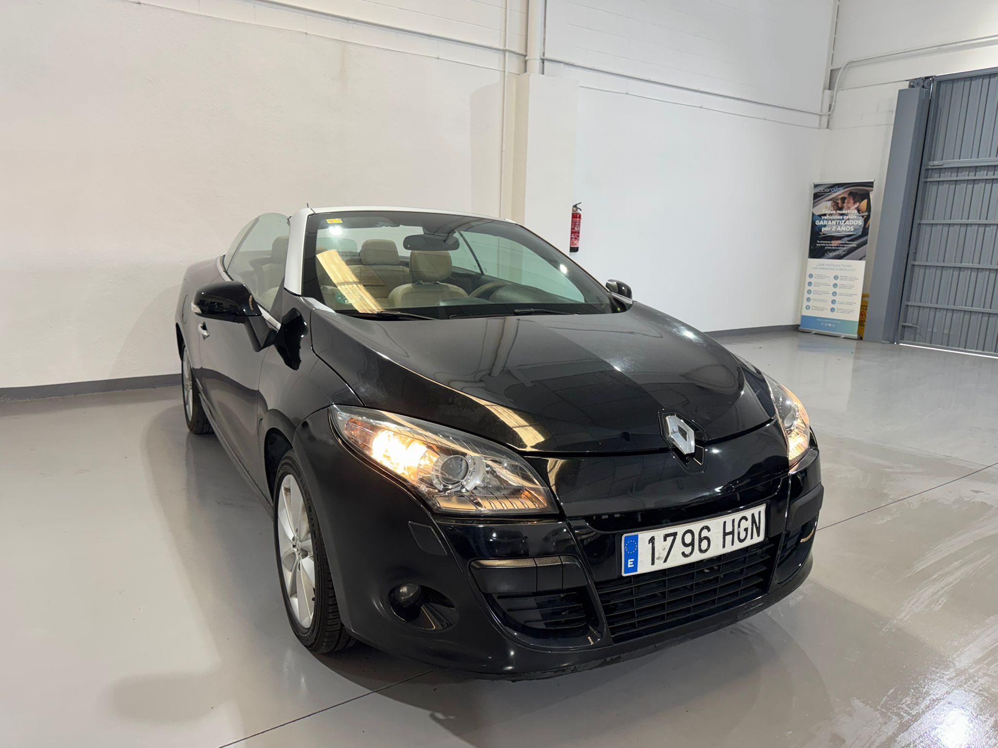 Renault MEGANE C.C. 2.0 PRIVILEGE CVT